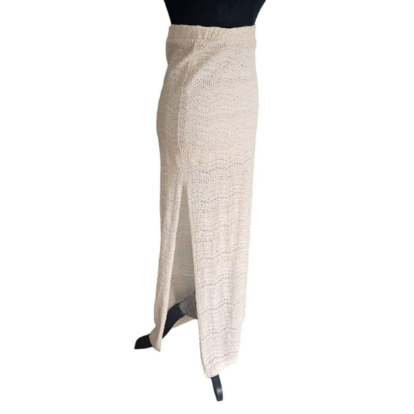 Very J Crochet style boho cream skirt size small - Picture 3 of 5